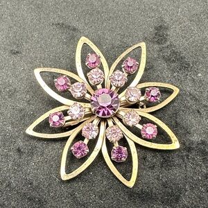 Vintage Elegant Gold and lavender rhinestones Floral Brooch